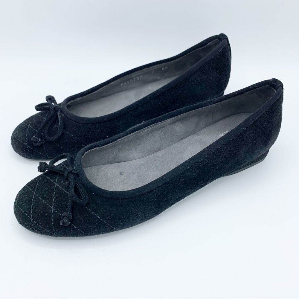 Stuart Weizmann Black‎ Quilted Suede Ballet Wedge Flats SZ 7 - Picture 2 of 12
